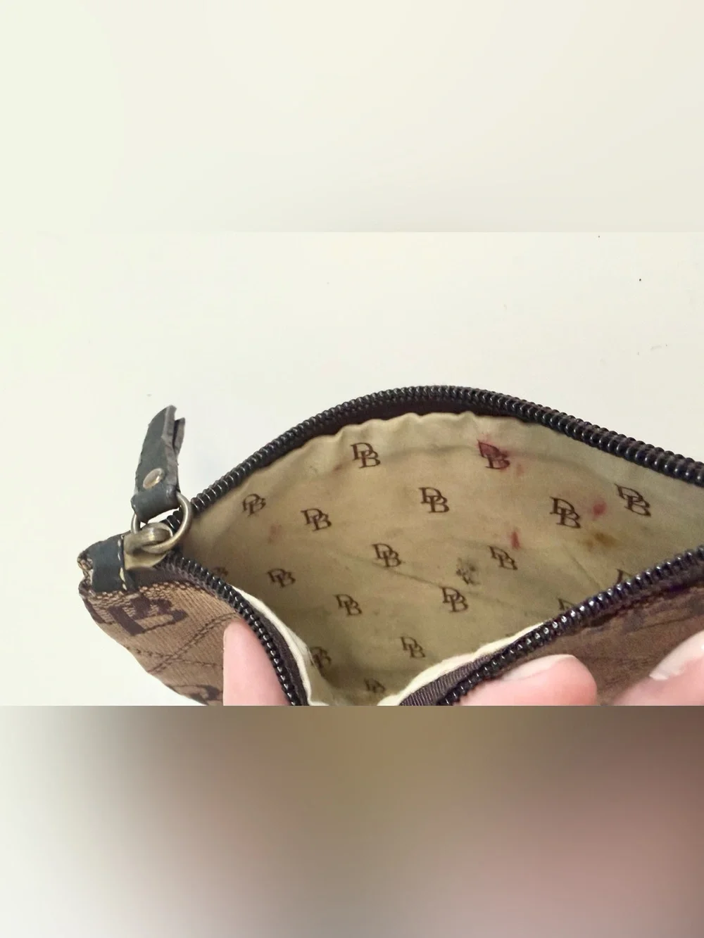 Dooney & Bourke Coin Purse Wallet Signature Logo Small Wristlet Credit Card 90s